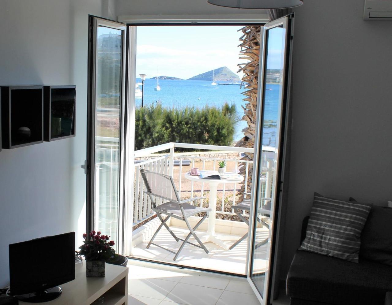 Apartments Mare Blu By The Sea. Pórto Ráfti エクステリア 写真